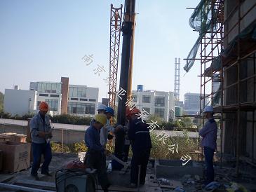 南京龍潭水廠用 300RJC185-12*4長軸深井泵指導安裝完畢(圖1)